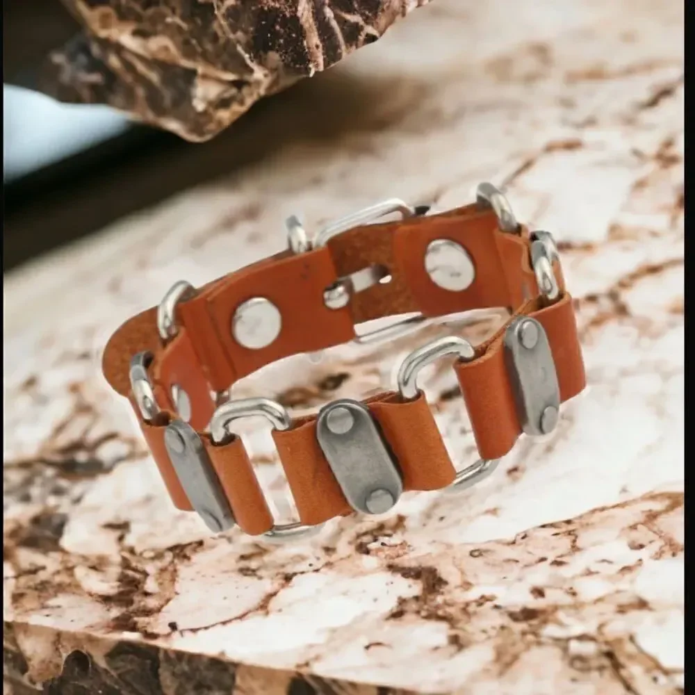 Men’s Leather Buckle Bracelet l Black / Brown l 9 1/2” l New